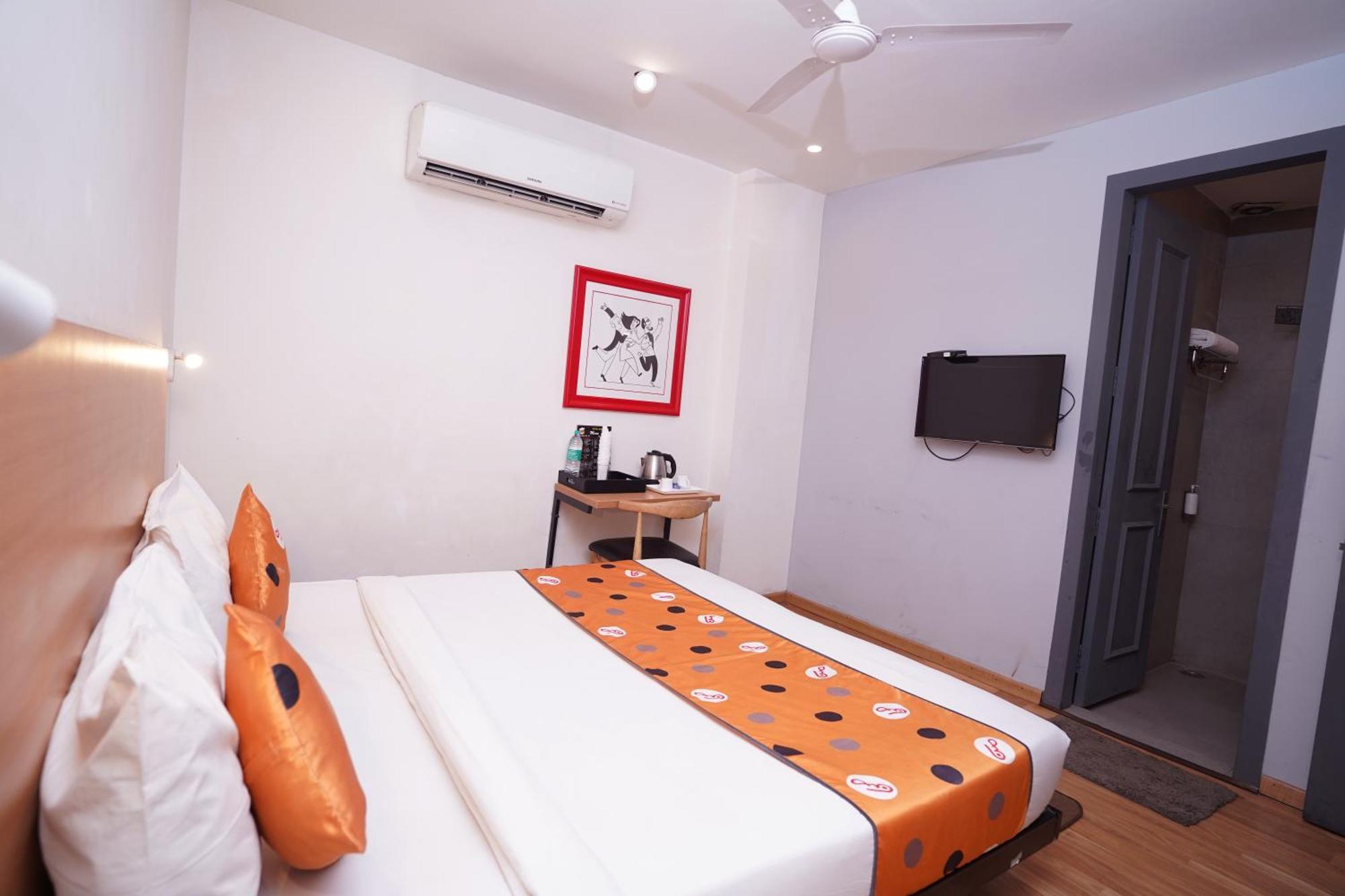 Hotel Mira Residency- Outer Ring Road, Paschim Vihar Delhi  Exterior photo