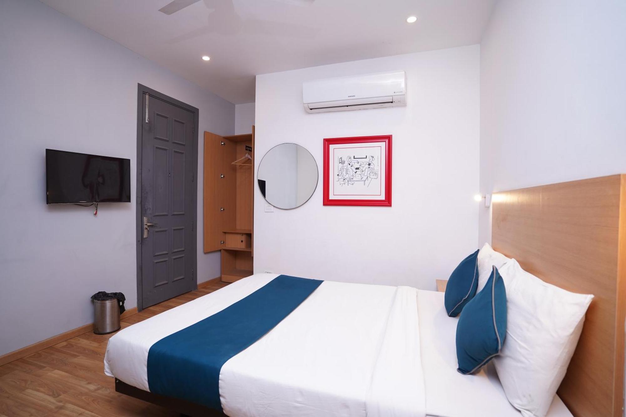Hotel Mira Residency- Outer Ring Road, Paschim Vihar Delhi  Exterior photo